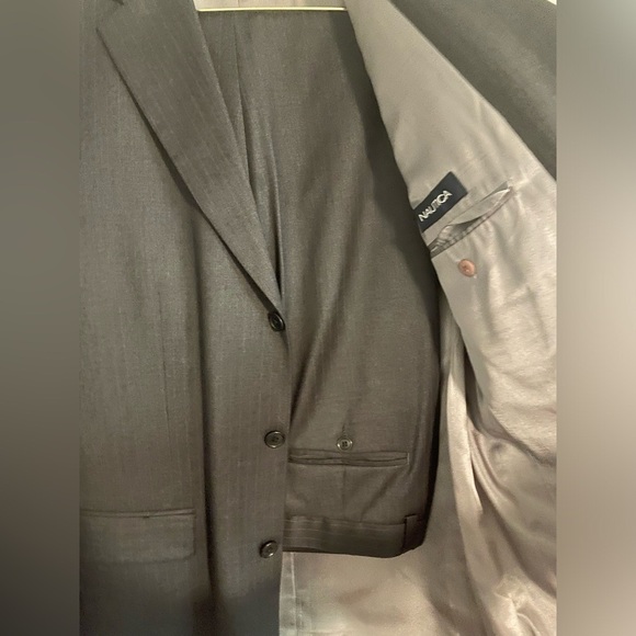 Macys Nautica Men’s Suit - Picture 4 of 10